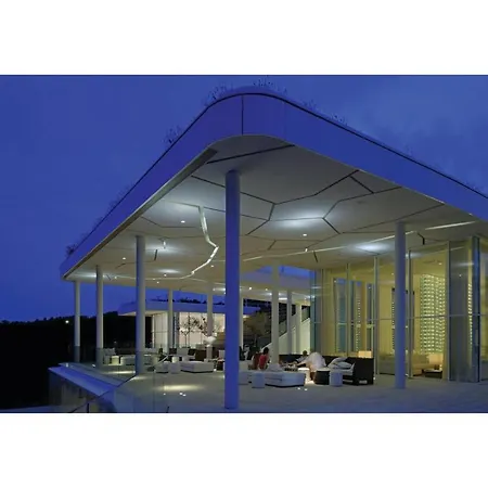 Stunning In With 2 Bedrooms, Wifi And Swimming Pool Нови-Винодолски